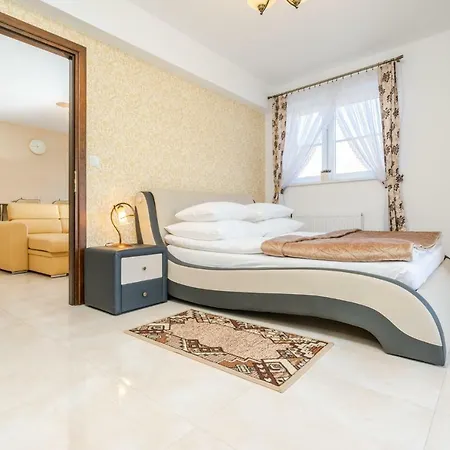 W Wadowicach Ii By Apart Service * Wadowice